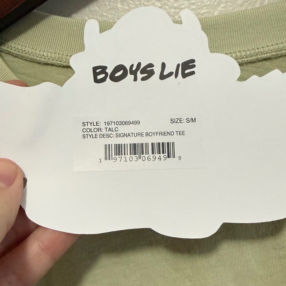 Boys Lie Women's Signature Boyfriend Tee Washed Lime Size S/M NWT - Picture 8 of 9